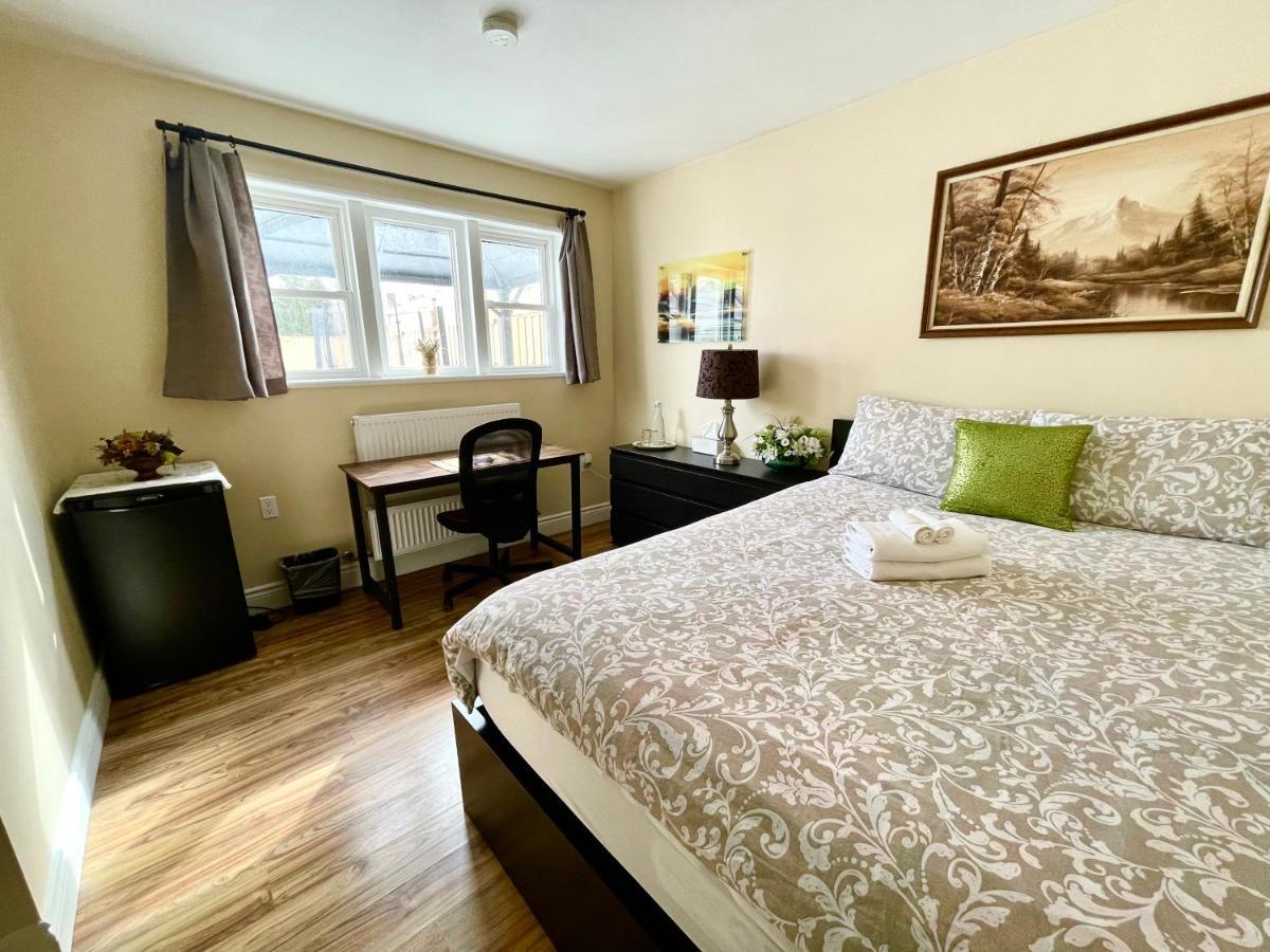 Perfect Home-Private Washrooms,Free Parking,High Speed Net Toronto Exterior photo